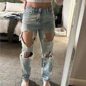 Urban Outfitters Mom Jeans